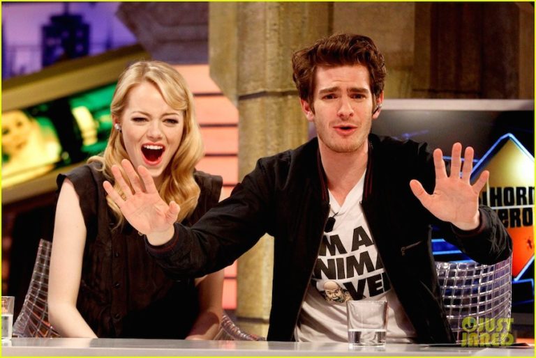 Spider Man Star Called Out For Calling Sewing “Feminine” By Co-Star Emma Stone (VIDEO)