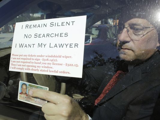 This Florida Lawyer Bravely Demonstrates How To Resist Police Checkpoints