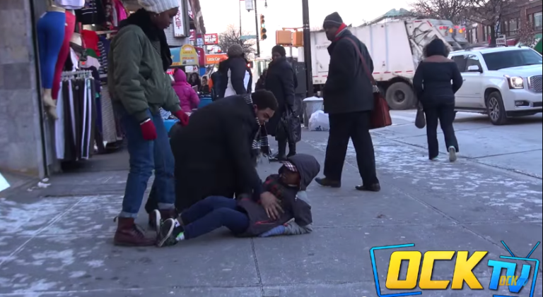 Look How Differently People React To Child Abuse Between Black and White Families [VIDEO]