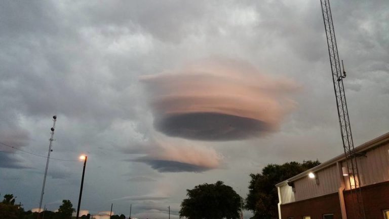 Texans Keep Confusing Clouds For UFO’s