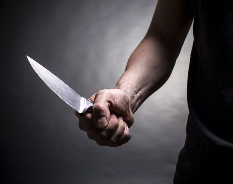 Knife-Wielding Man Shouts ‘Allahu Akbar’ Before Attacking Paris Police Station
