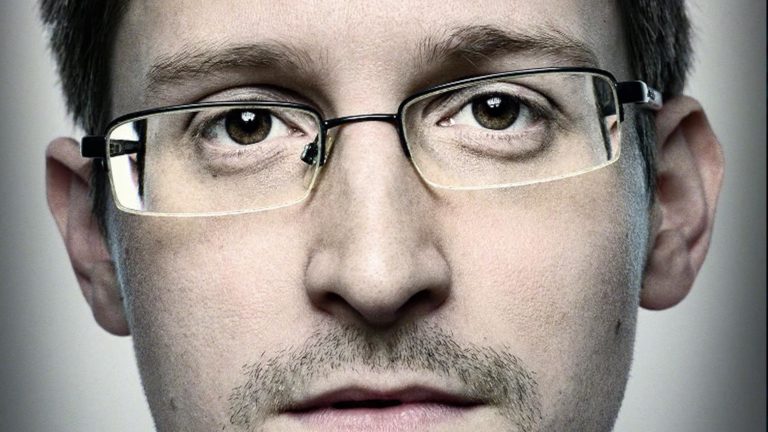 Edward Snowden Plagued With Unsolicited Nude Photos of Women