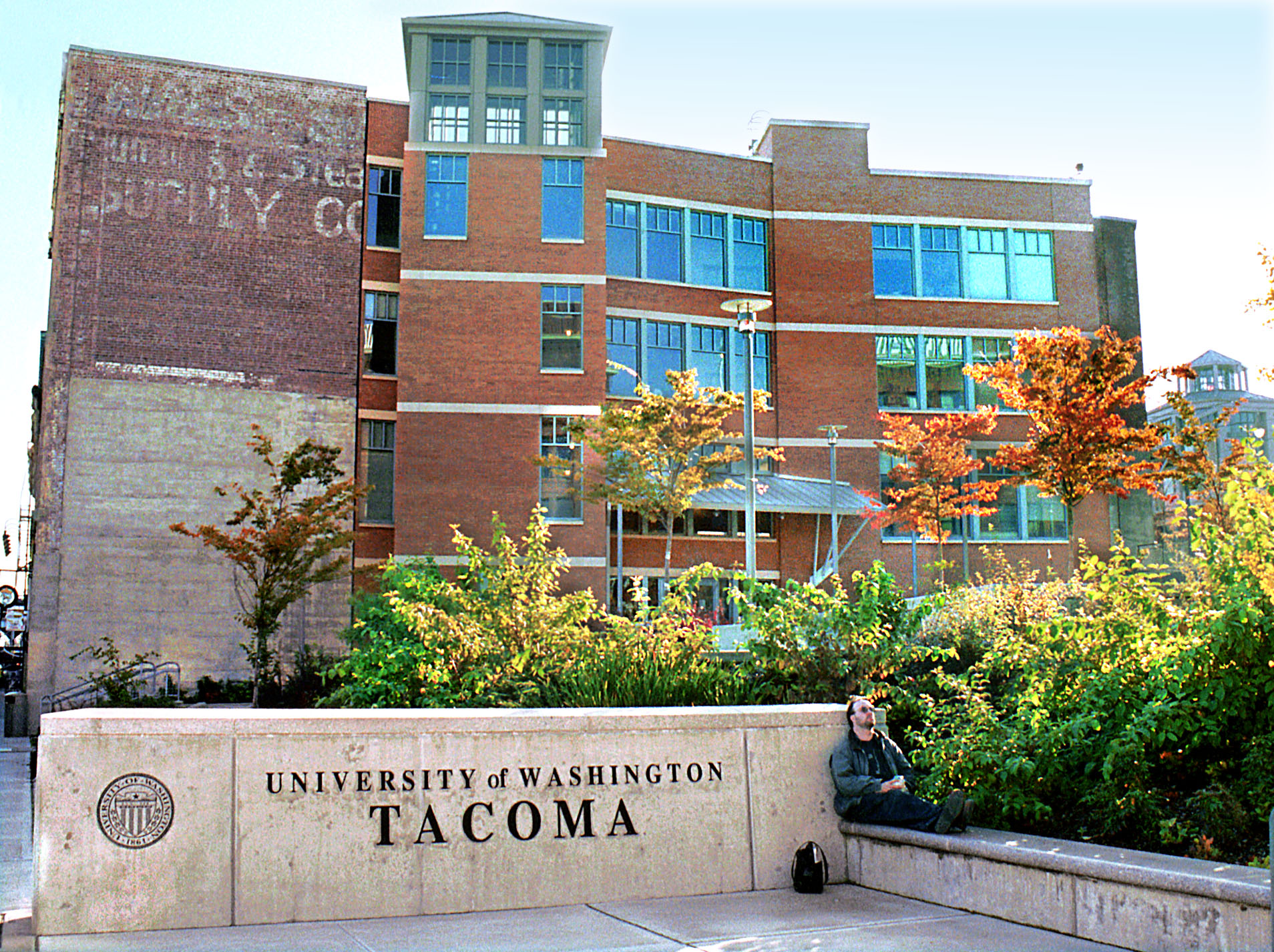 Uw tacoma application picture